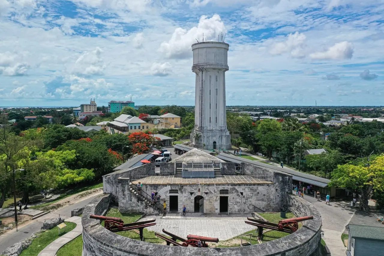 Island Private Historical Sightseeing Tour — 2 Hours